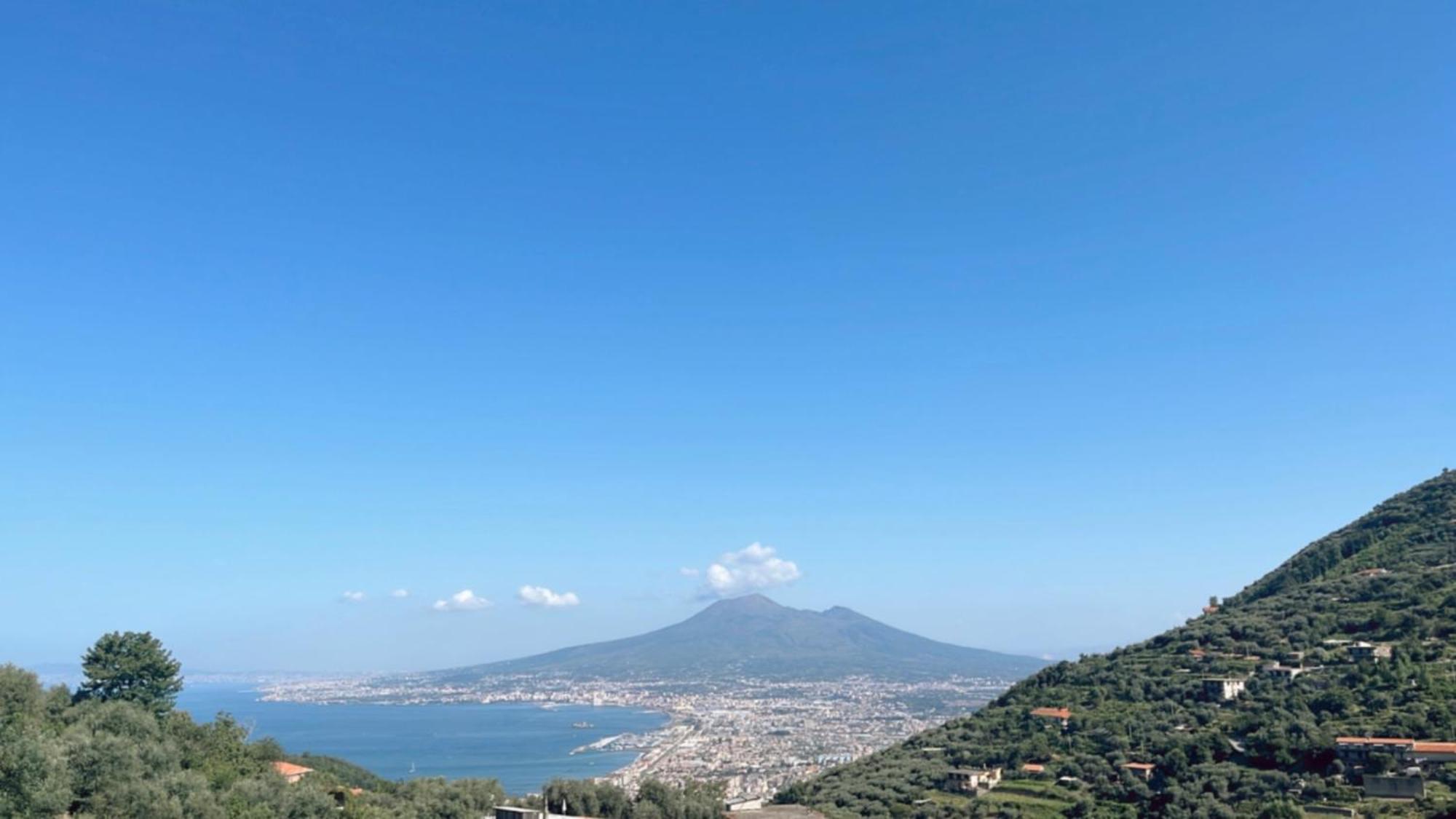 Апартаменты Miravesuvio Пимонте Экстерьер фото